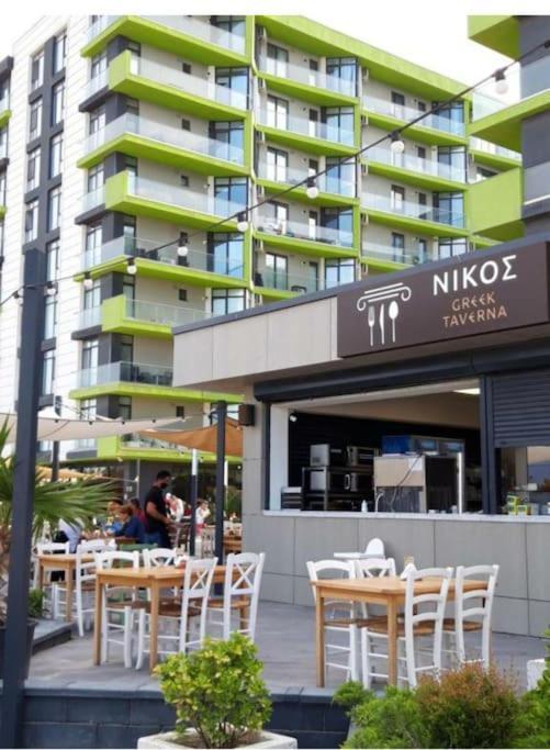 Alezzy Reasort Luxury Apartment 81 Prima Linie La Mare Navodari Exterior photo